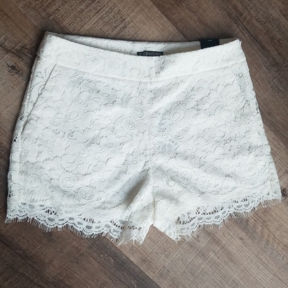 Express Pants - White lace Express shorts